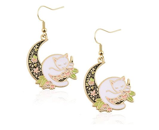 Fashionable Temperament Moon Hug Cat Earrings, Cute Girl Earrings